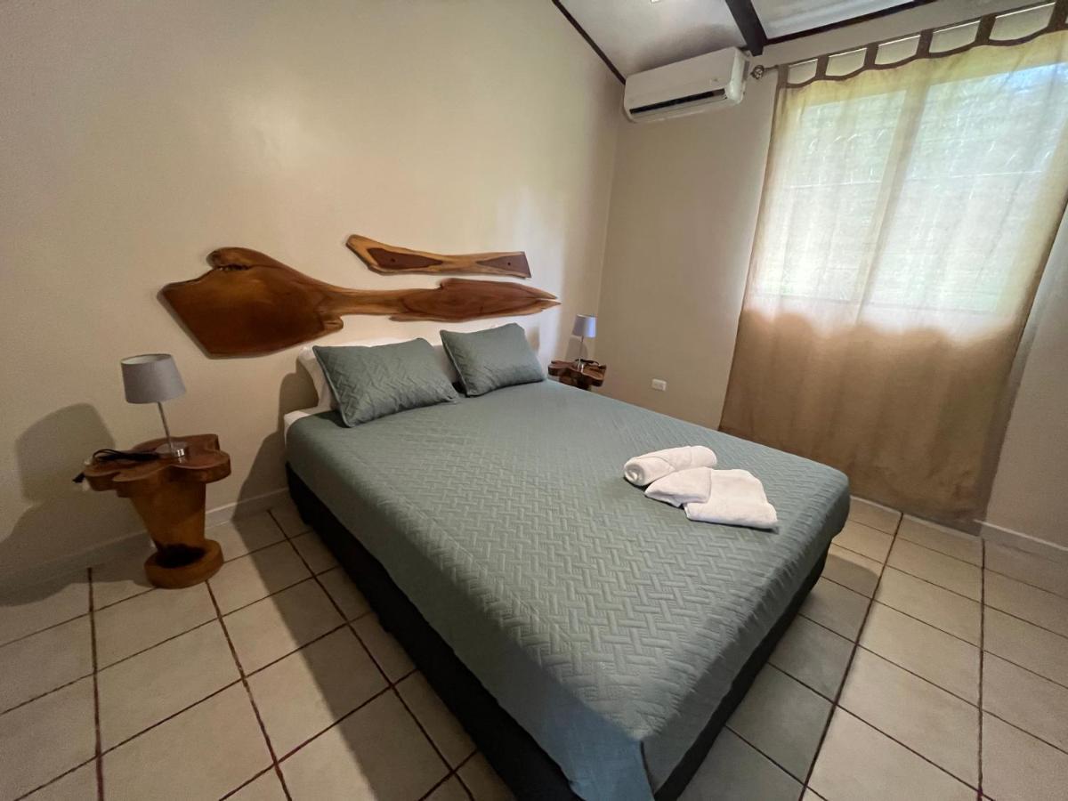 Bed and Breakfast Casa Tropical Playa Grande Cuajiniquil Екстер'єр фото