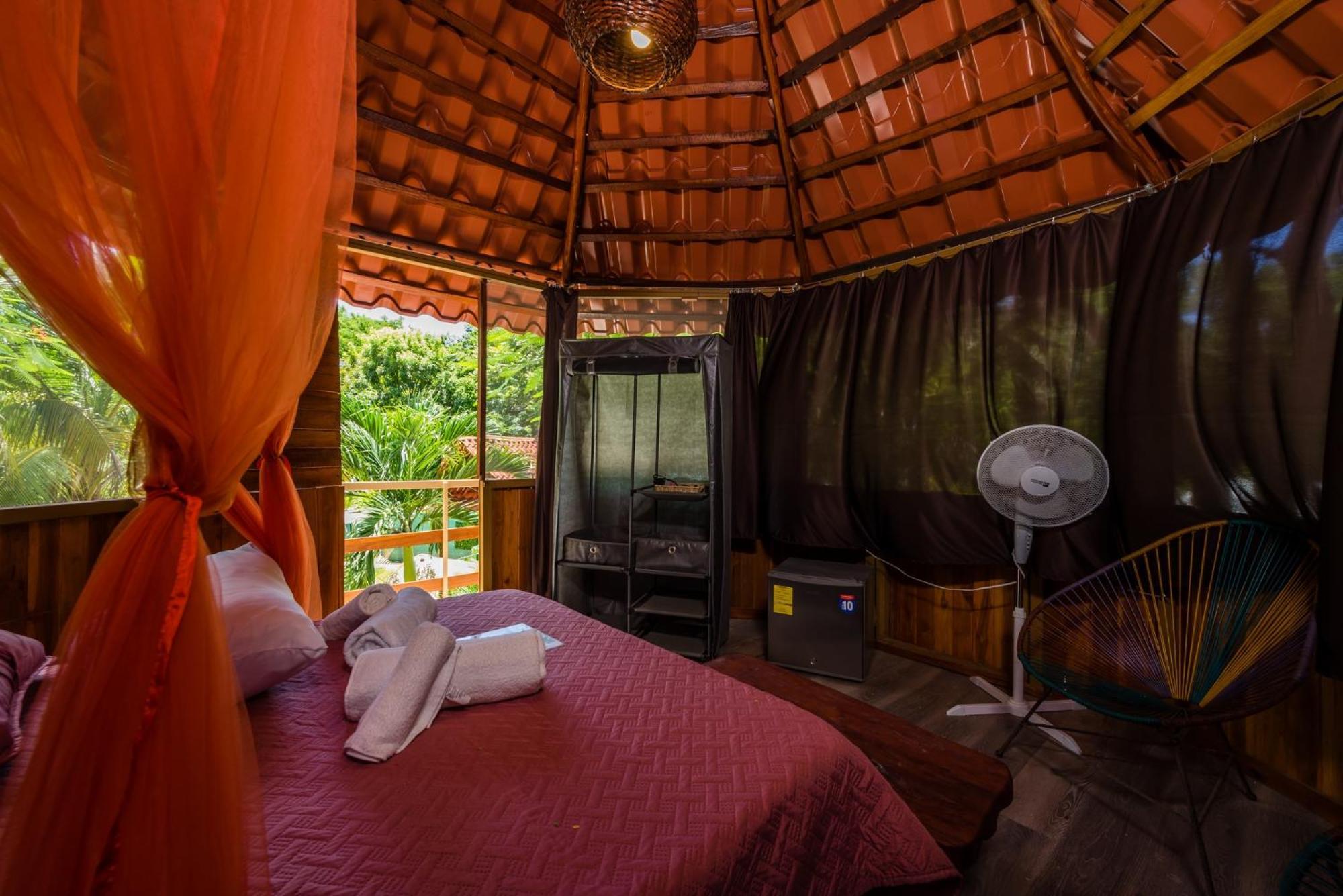 Bed and Breakfast Casa Tropical Playa Grande Cuajiniquil Екстер'єр фото