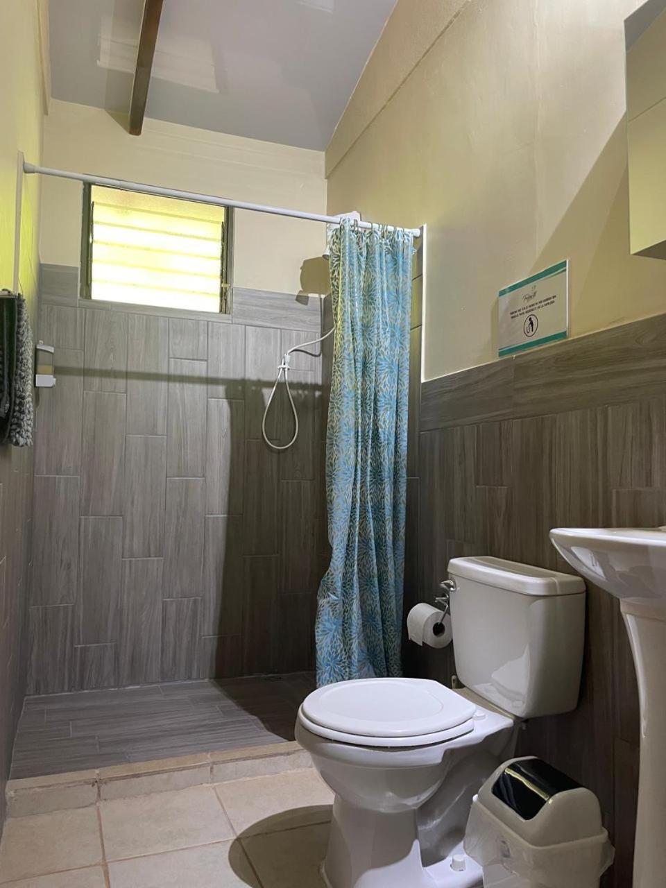 Bed and Breakfast Casa Tropical Playa Grande Cuajiniquil Екстер'єр фото